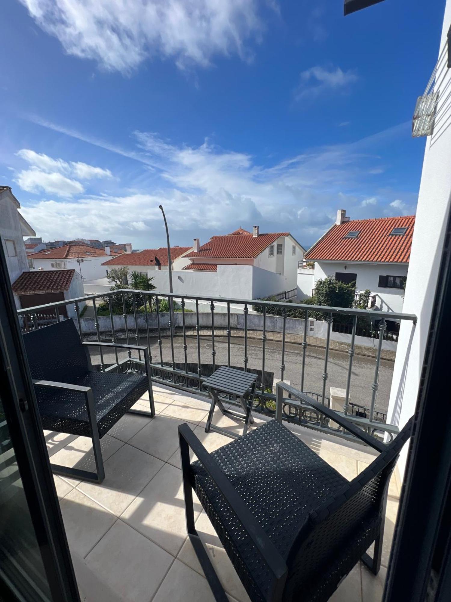 Nazare Oasis Suites Exterior photo